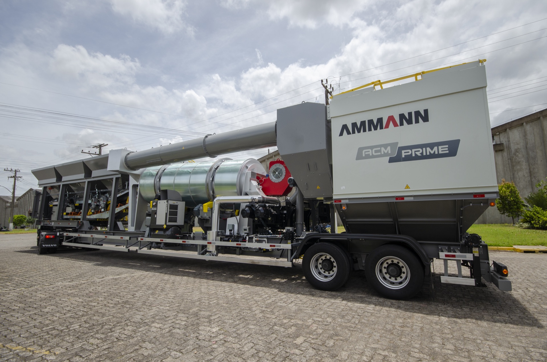 AMMANN ACM Prime 140 en transporte